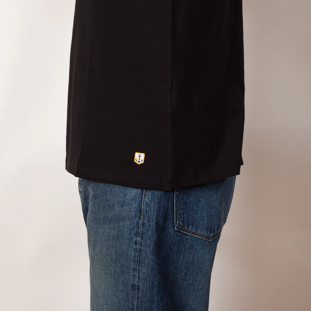 Heritage T-Shirt - Black - Image 7